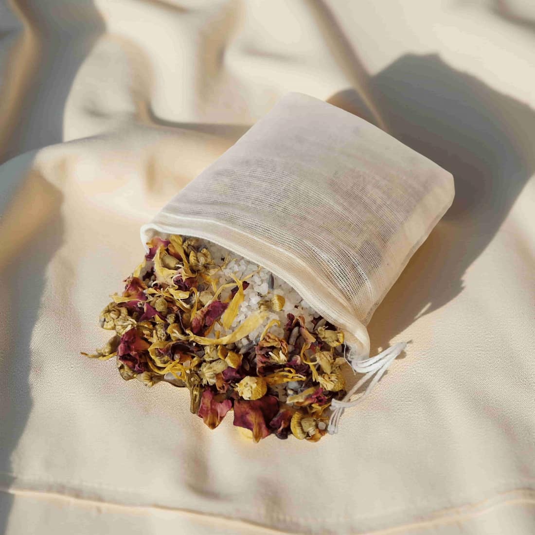 Botanical Bath Tea Bag - Rose, Lavender & Sea Salt Spa Soak